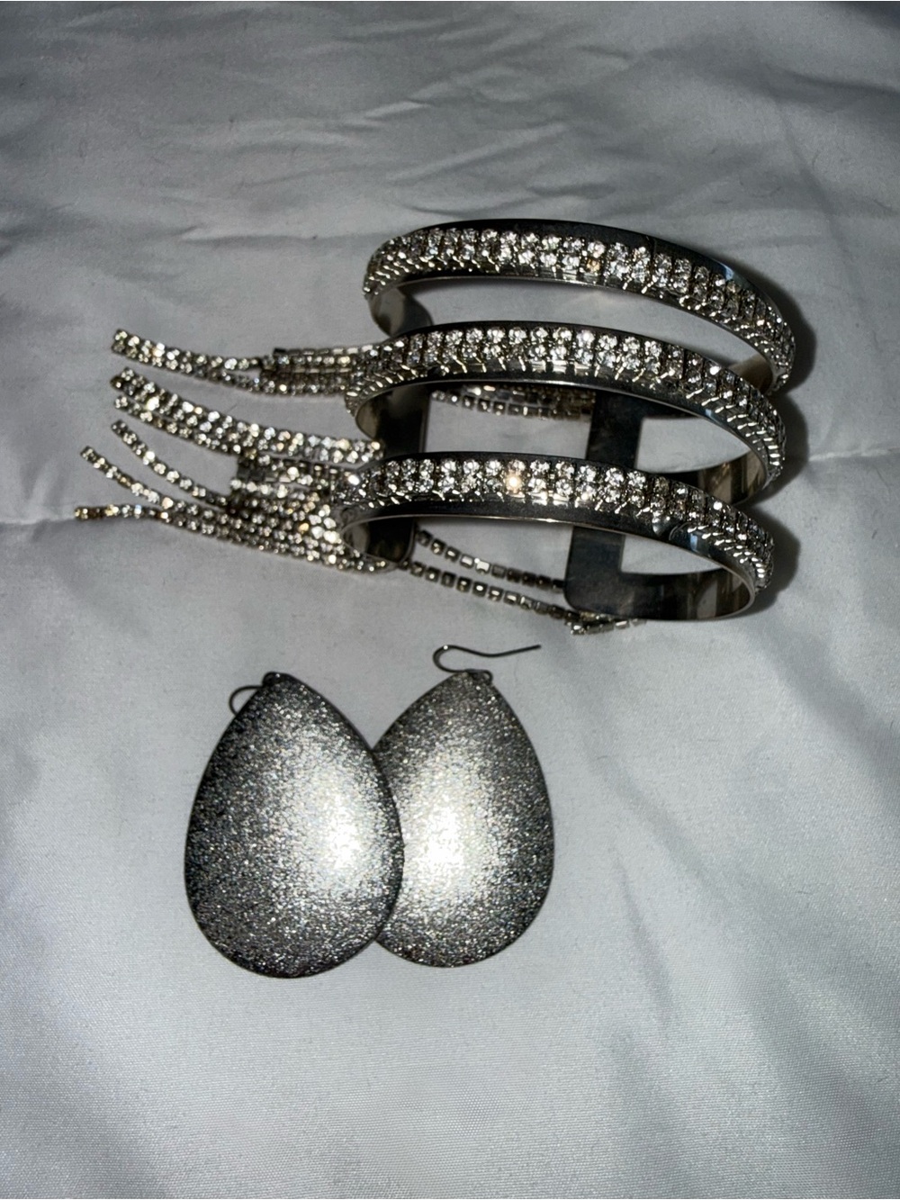 Rhinestone Cuff Bracelet Set with Glitter Teardrop Earrings